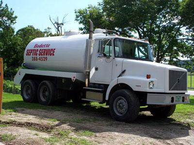 907 d3 Các loại xe hút hầm cầu
